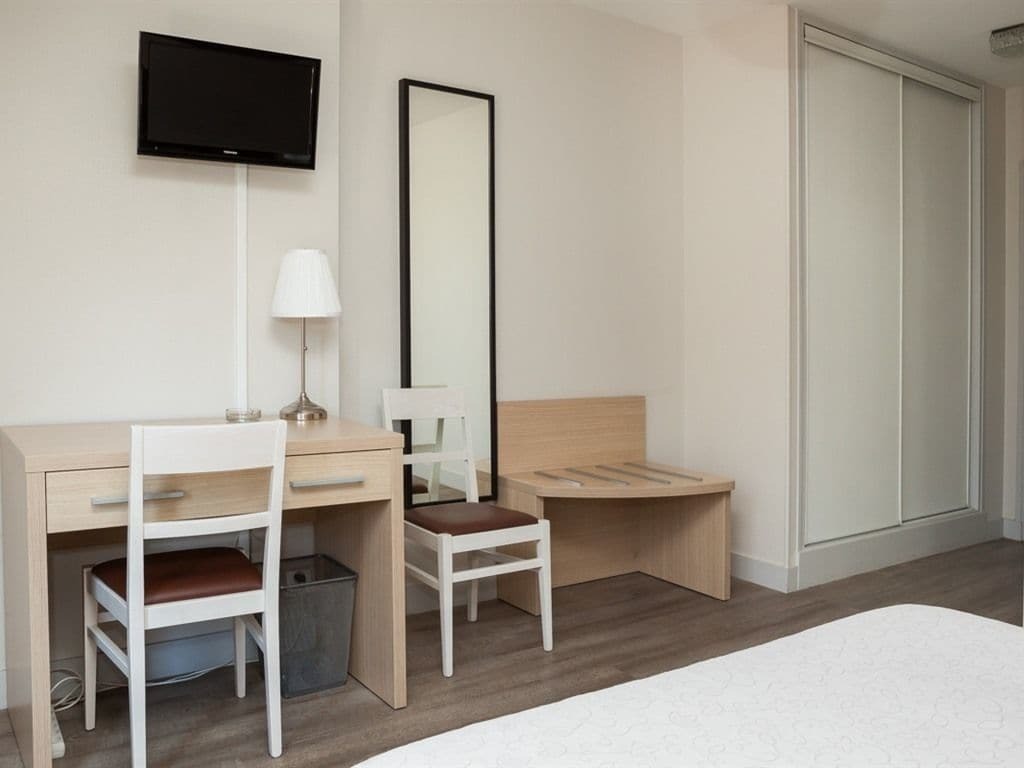 โฮเทล เรสเทอรองต์ ลา บอน เอตัป Hotel อองบวส ภายนอก รูปภาพ